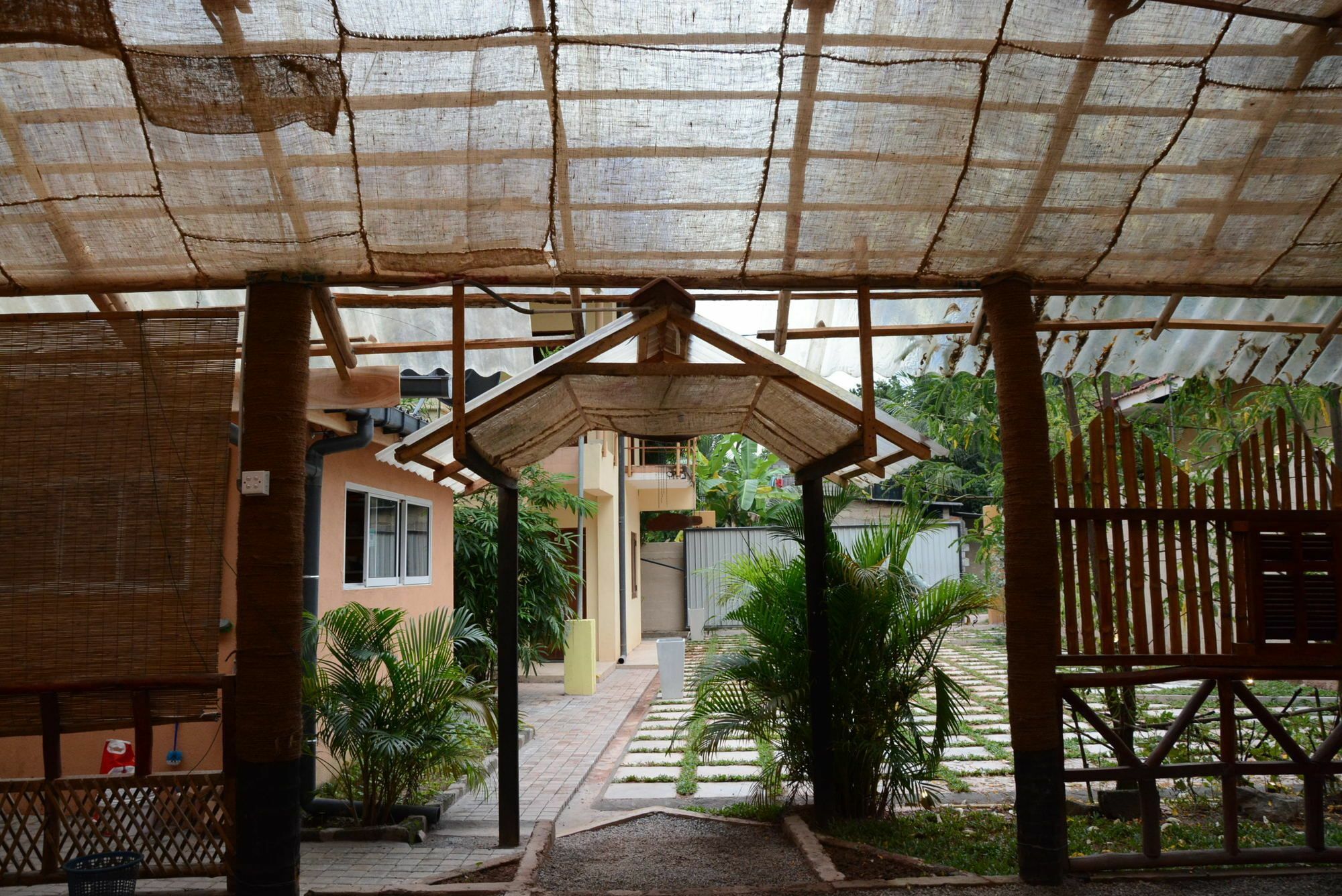 Hotel Thilon Katunayaka Exterior foto